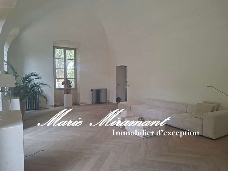 Property Nîmes - 4 bedrooms - 900m²