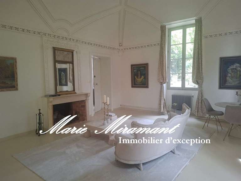 Property Nîmes - 4 bedrooms - 900m²