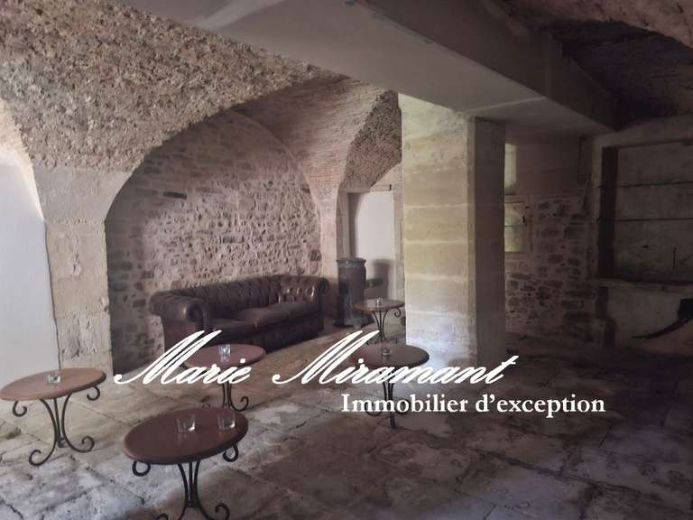 Property Nîmes - 4 bedrooms - 900m²