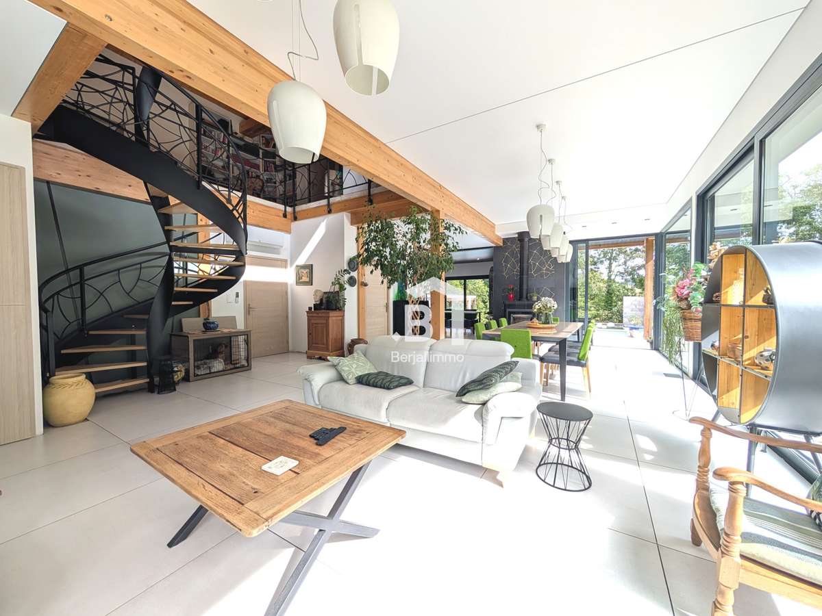 Villa Bourgoin-Jallieu