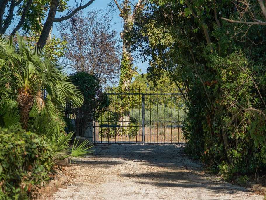 Property le cap-d-agde