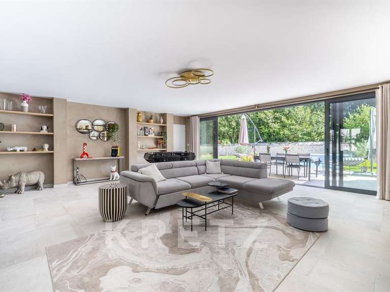 Maison Montfort-l'Amaury - 5 chambres - 333m²