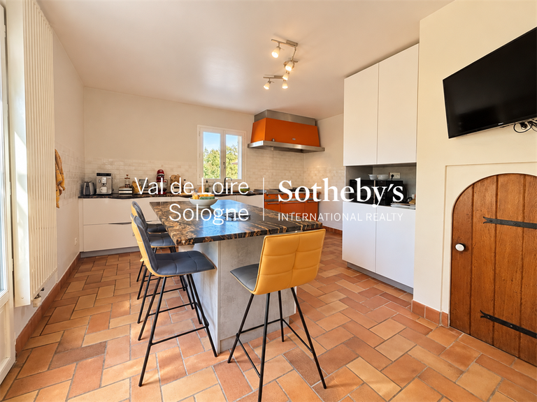 Maison Marcilly-en-Villette - 7 chambres - 292m²