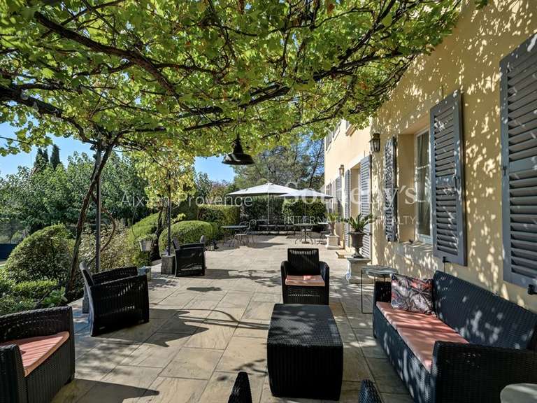Maison Cabriès - 5 chambres - 295m²