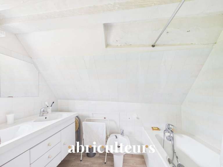 Maison Saint-Julien-sur-Calonne - 5 chambres - 190m²