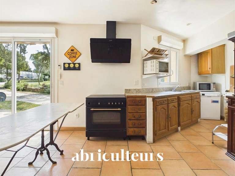 Maison Grans - 4 chambres - 254m²