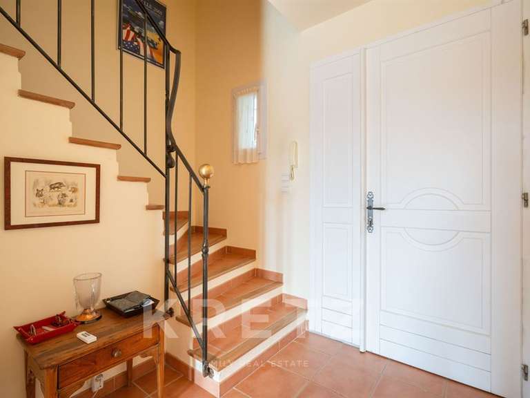 Maison Mallemort - 4 chambres - 132m²