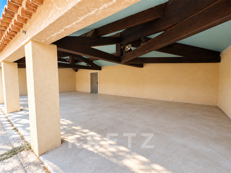 Maison Saint-Rémy-de-Provence - 4 chambres - 350m²