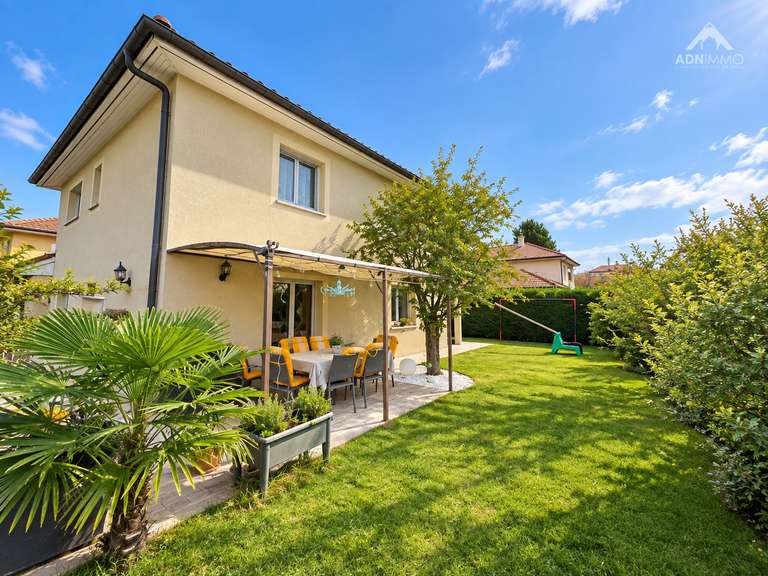 Maison Saint-Genis-Pouilly - 4 chambres