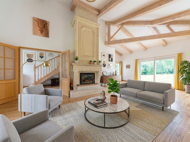Maison Aubigny-les-Clouzeaux - 5 chambres - 233m²