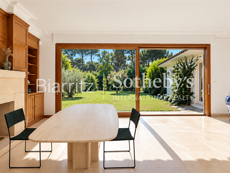 Maison Anglet - 3 chambres - 200m²