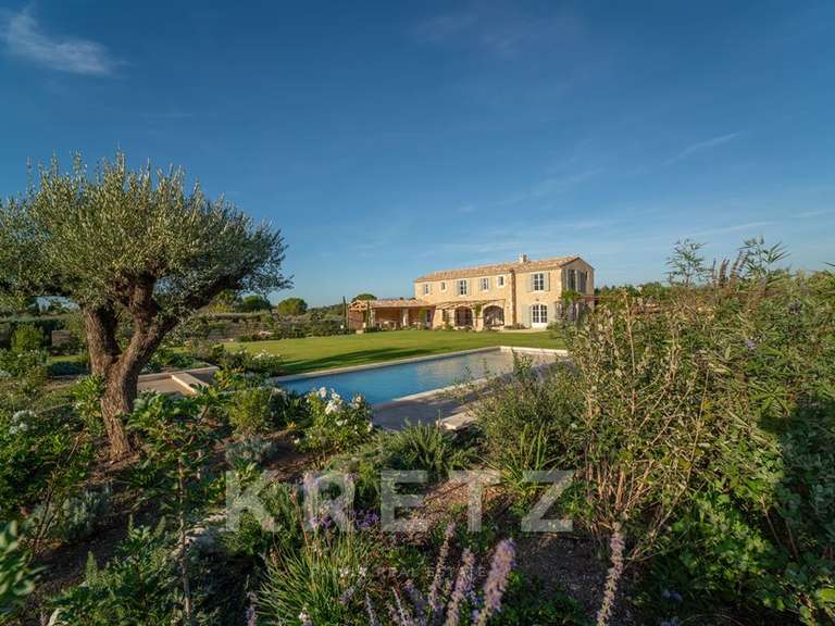 Maison Eygalières - 5 chambres - 250m²