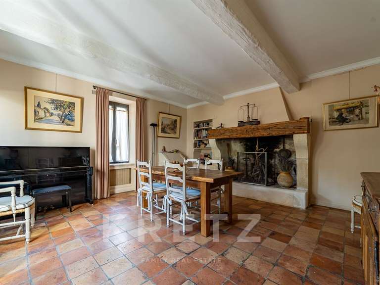 Maison Villeneuve-lès-Avignon - 5 chambres - 260m²