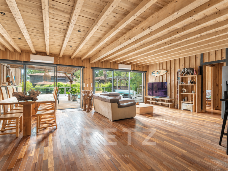 Maison Lacanau - 9 chambres - 325m²