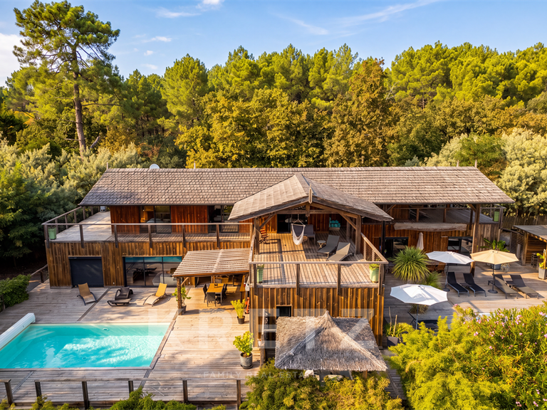 Maison Lacanau - 9 chambres - 325m²