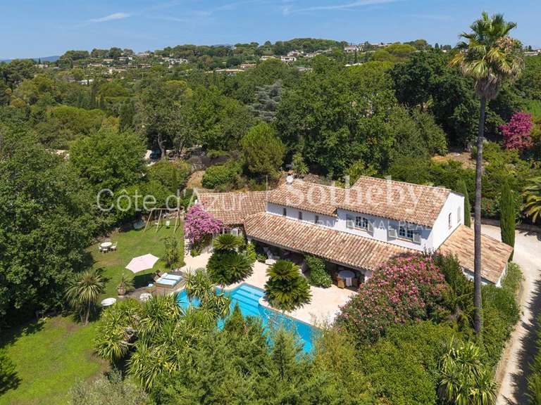 Maison Mougins - 6 chambres - 214m²