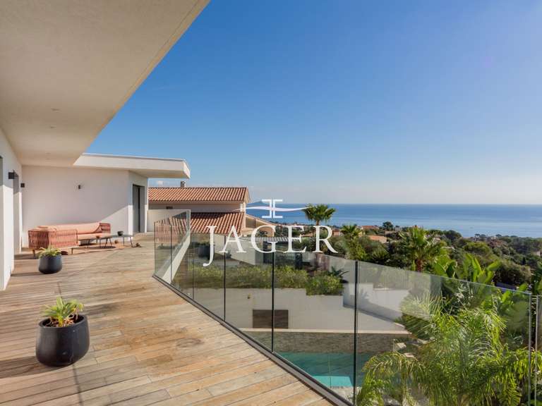 Villa avec Vue sur mer Les issambres - 5 chambres - 360m²