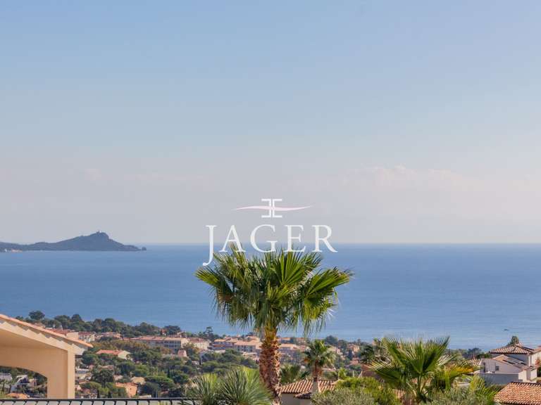 Villa avec Vue sur mer Les issambres - 5 chambres - 360m²