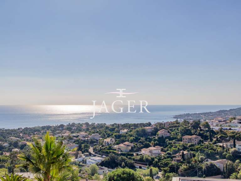 Villa avec Vue sur mer Les issambres - 5 chambres - 360m²