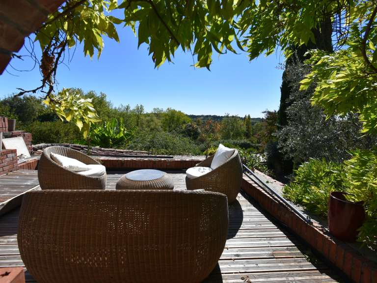 Maison Prayssas - 6 chambres - 318m²