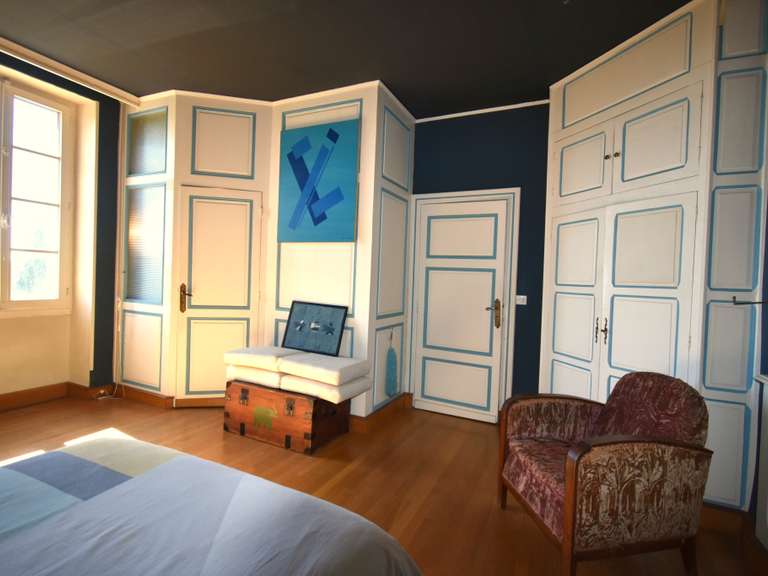 Maison Prayssas - 6 chambres - 318m²