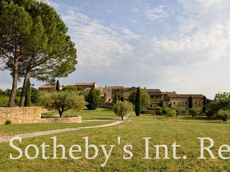 Propriété Uzès - 13 chambres - 300m²
