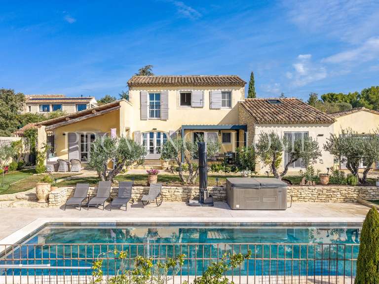 House Cabrières-d'Avignon - 4 bedrooms - 242m²