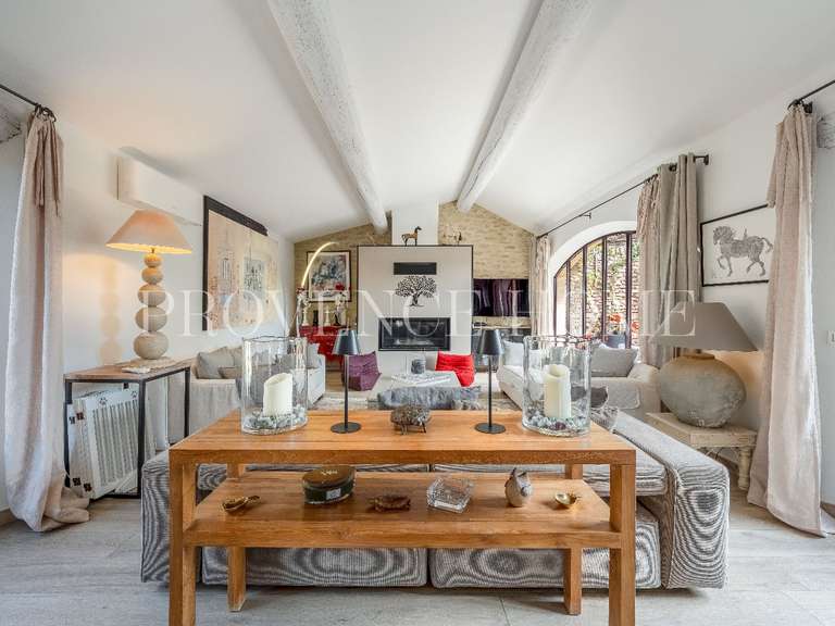 House Cabrières-d'Avignon - 4 bedrooms - 242m²