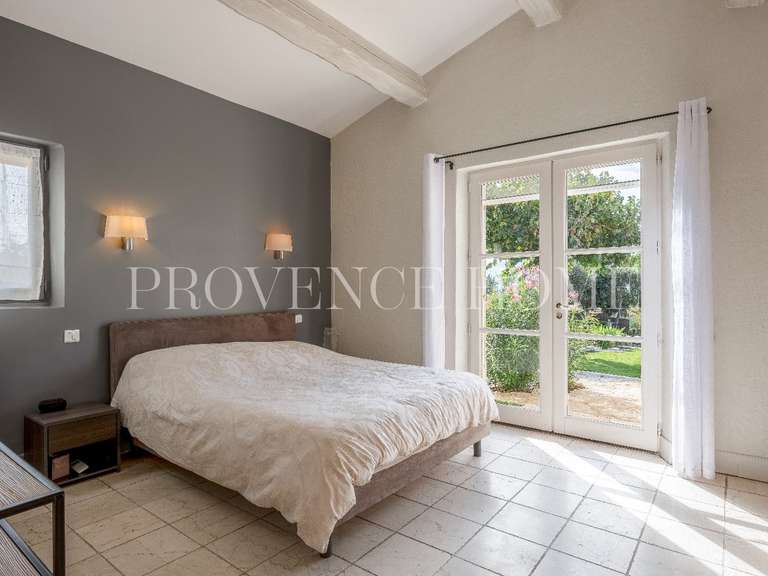 House Cabrières-d'Avignon - 4 bedrooms - 242m²