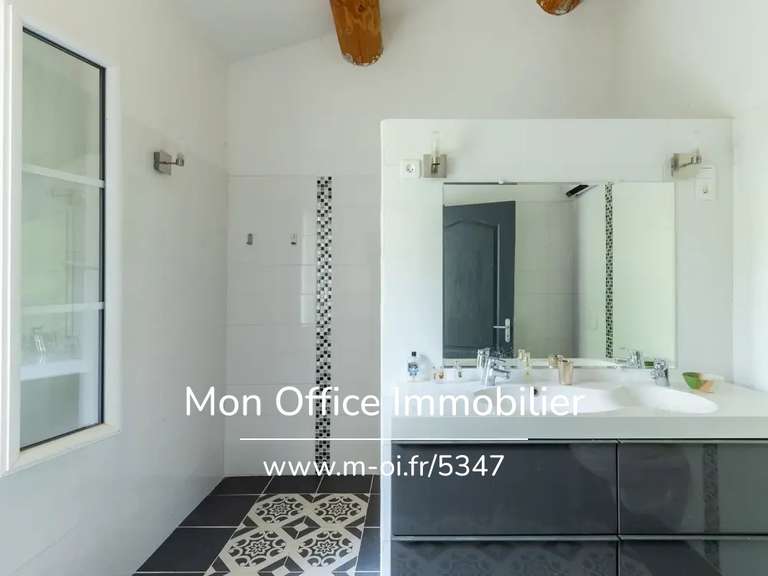 Maison Mazan - 6 chambres - 354m²