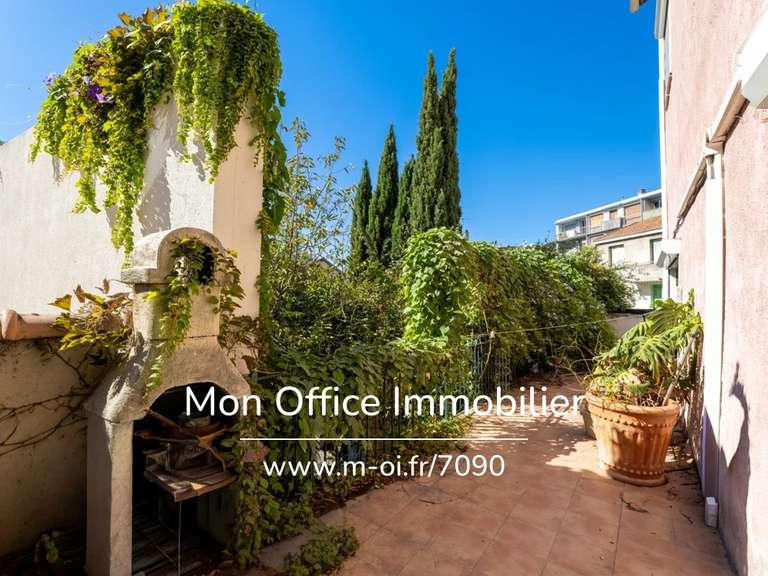 Maison Marseille 3e - 4 chambres - 337m²
