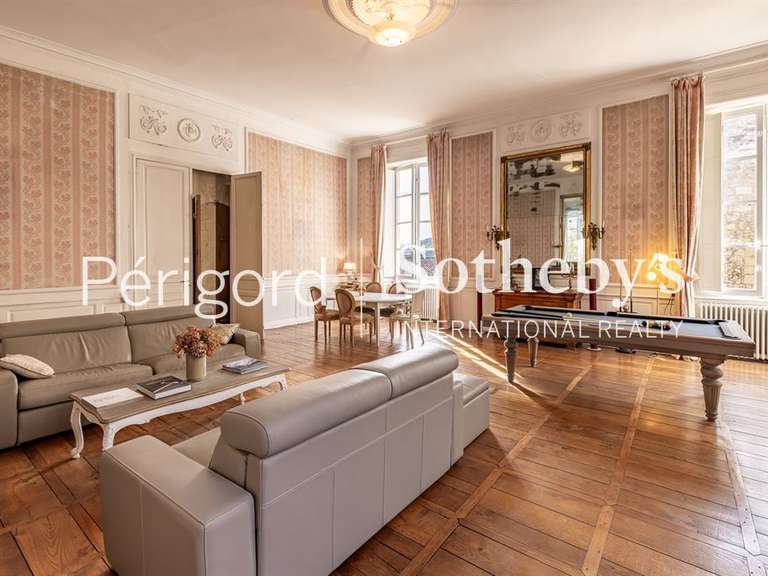Maison Périgueux - 9 chambres - 543m²