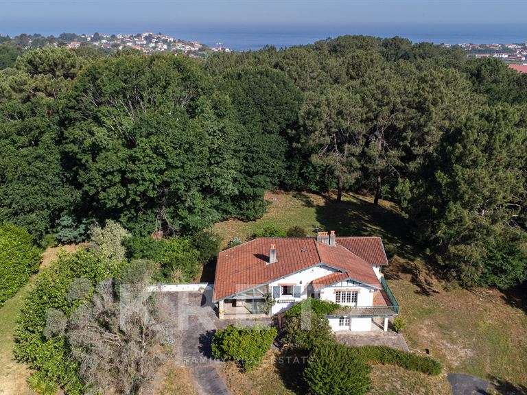 Maison Bidart - 7 chambres - 270m²