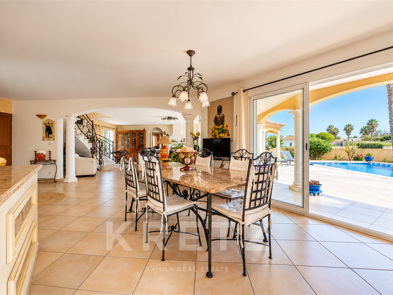Maison Le cap-d-agde - 4 chambres - 158m²