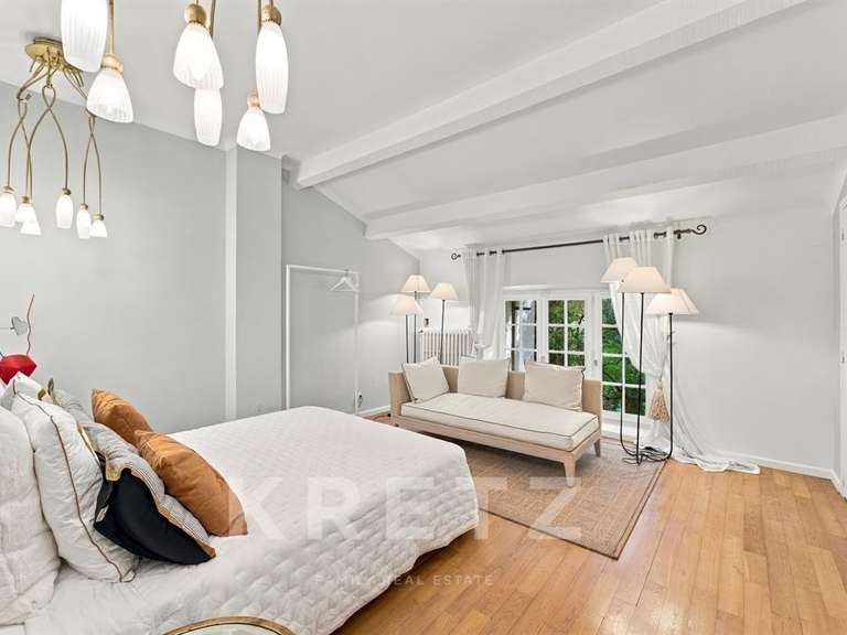 Maison Eygalières - 4 chambres - 328m²