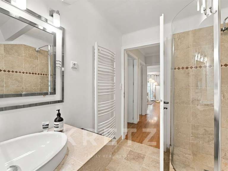 Maison Eygalières - 4 chambres - 328m²