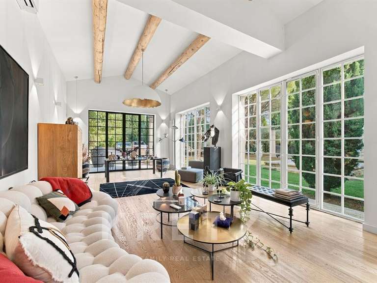 Maison Eygalières - 4 chambres - 328m²