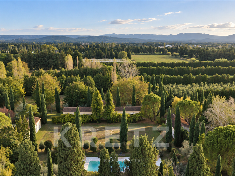 Maison Eygalières - 4 chambres - 328m²