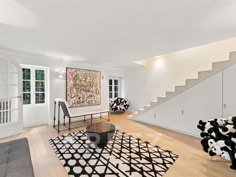Maison Eygalières - 4 chambres - 328m²