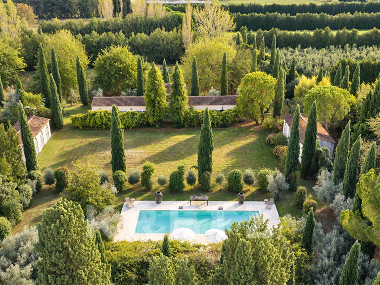 Maison Eygalières - 4 chambres - 328m²