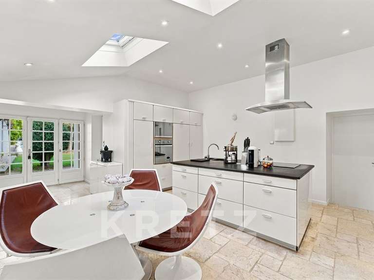 Maison Eygalières - 4 chambres - 328m²