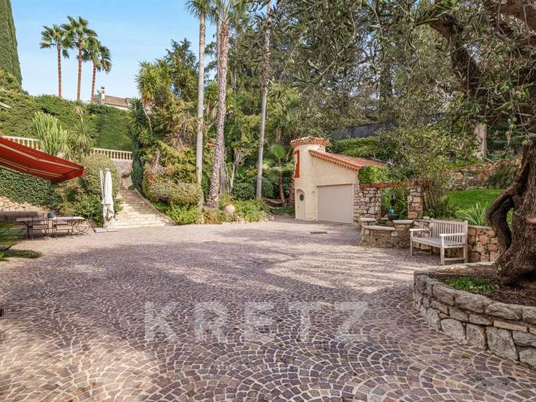 Maison Le Cannet - 3 chambres - 290m²