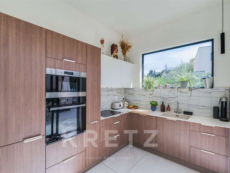 Maison Marseille 8e - 5 chambres - 250m²