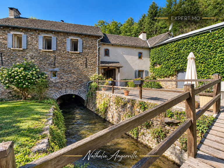 Maison Cassagnes-Bégonhès - 4 chambres - 200m²
