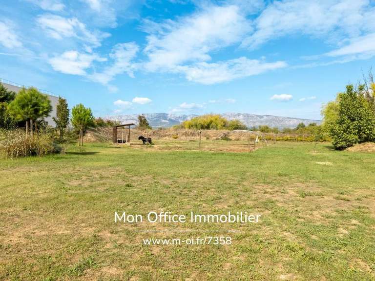Maison Trets - 6 chambres - 288m²