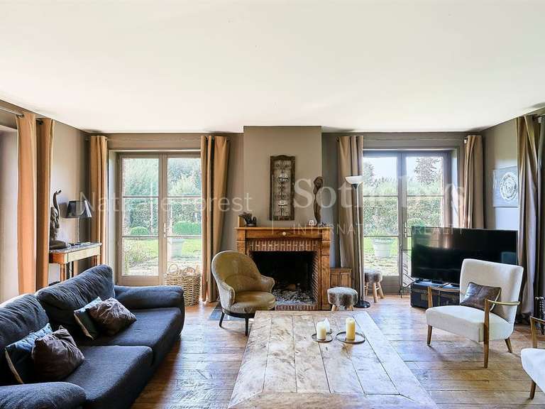 Maison Roncq - 5 chambres - 395m²