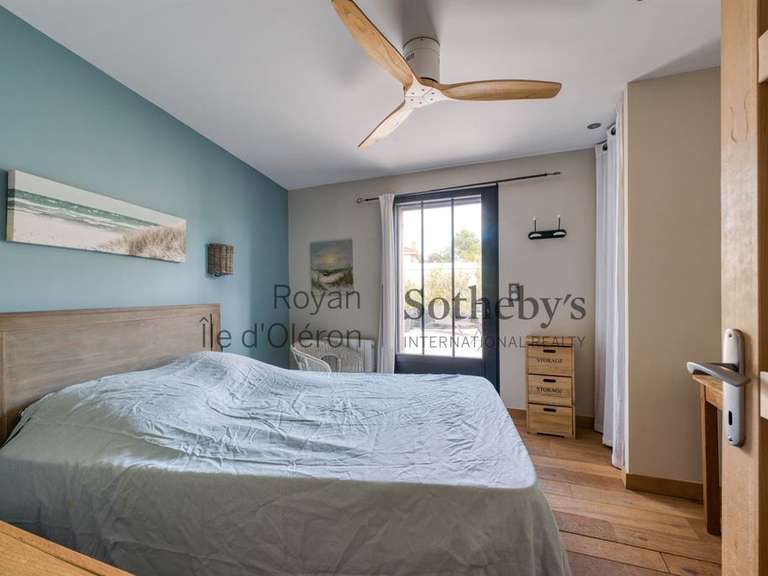 Maison Saint-Palais-sur-Mer - 6 chambres - 180m²