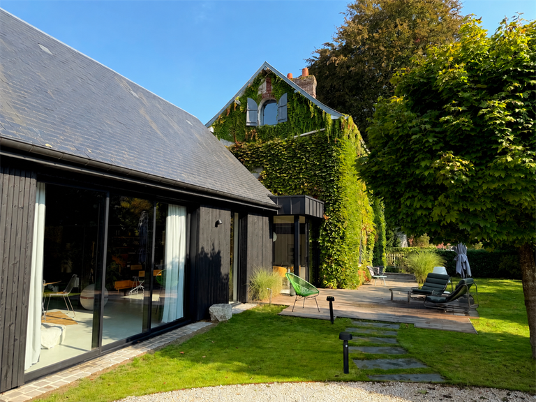 House Saint-Jean-du-Cardonnay - 4 bedrooms - 254m²