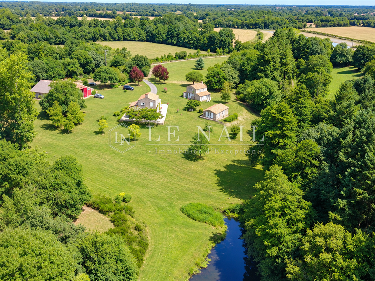 Maison Le Girouard - 7 chambres - 247m²