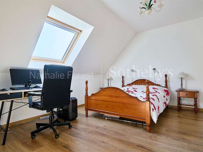 Maison Mérignies - 5 chambres - 220m²